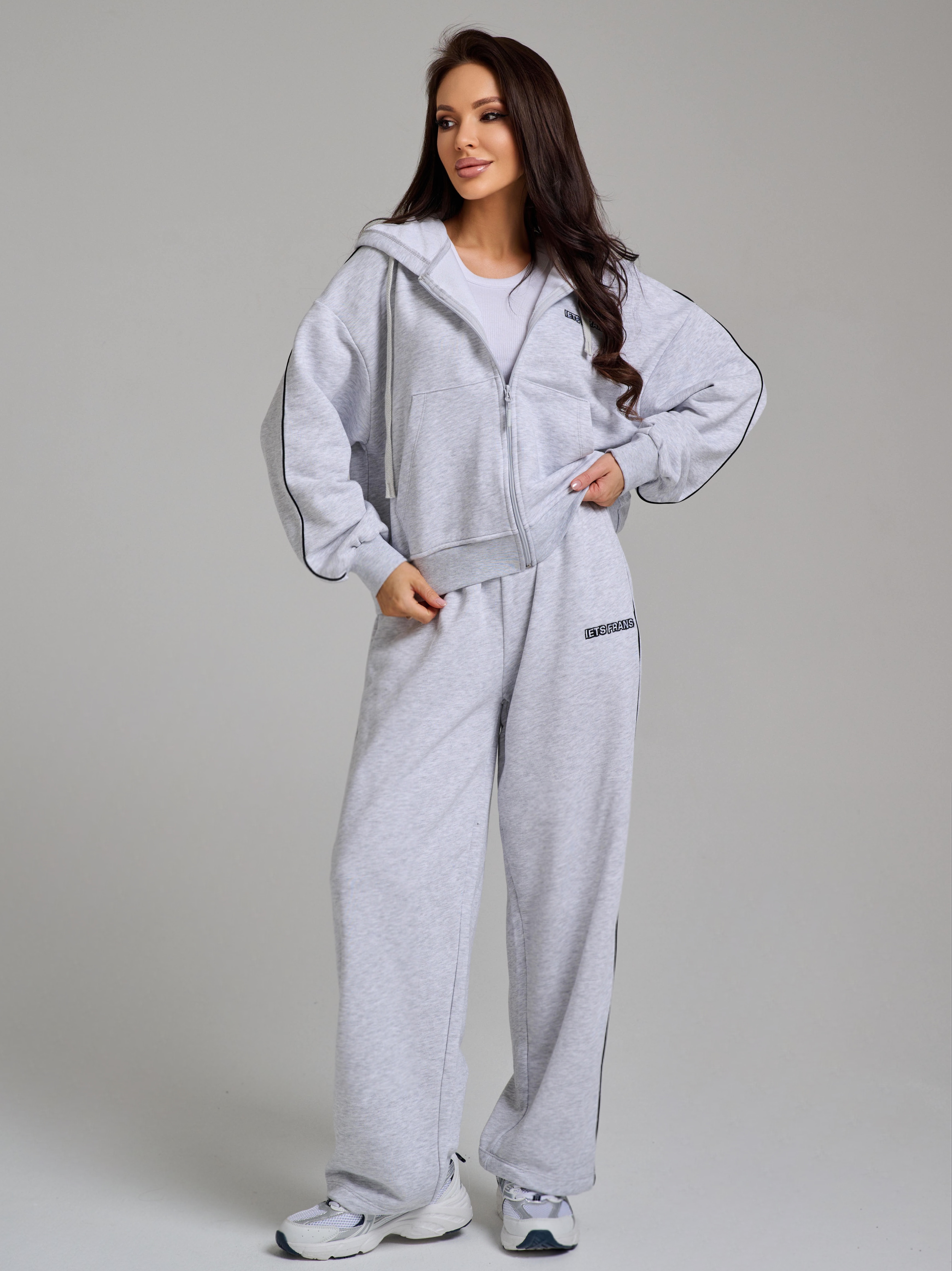 СПОРТИВНЫЙ КОСТЮМ ЖЕНСКИЙ 