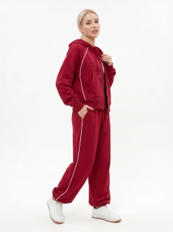 СПОРТИВНЫЙ КОСТЮМ ЖЕНСКИЙ Красный